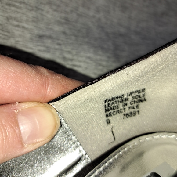 Unlisted women's satin dress platform heels size 9 good condition - Picture 9 of 13